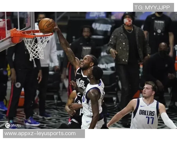 伦纳德强势表现连续30场得分20砍下31分9篮板7助攻引领球队胜利 伦纳德强势表现连续30场得分20砍下31分9篮板7助攻引领球队胜利